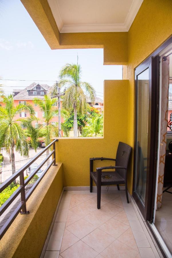 Апартаменты Maribella@Crystal Cove Ocho Rios Stanmore Grove Экстерьер фото